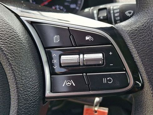 Certified 2023 Kia Forte LXS image 22