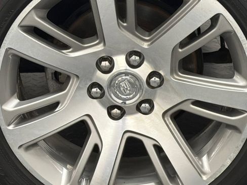 Used 2015 Cadillac Escalade Luxury AWD/4WD image 5