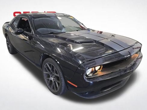Used 2020 Dodge Challenger SXT w/ Blacktop Package RWD image 13