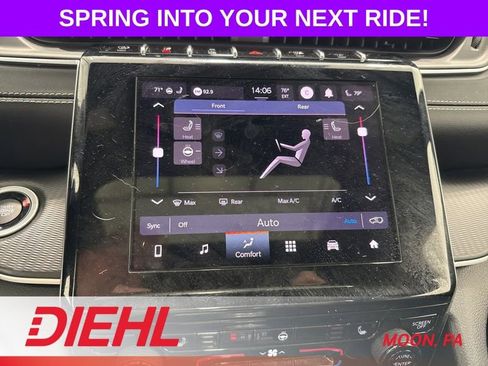 Used 2024 Jeep Grand Cherokee L Altitude AWD/4WD image 32