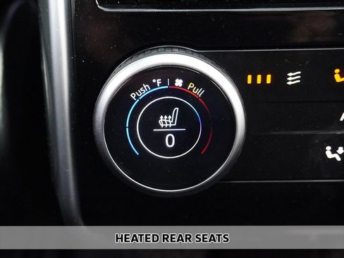 Used 2024 Land Rover Range Rover Long Wheelbase Autobiography image 10