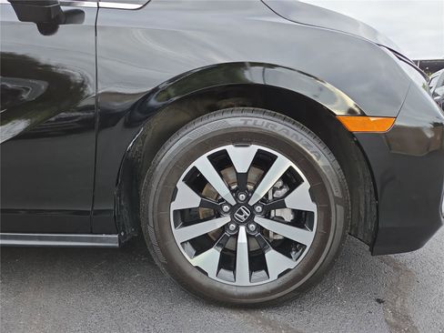 Used 2025 Honda Odyssey EX-L image 11