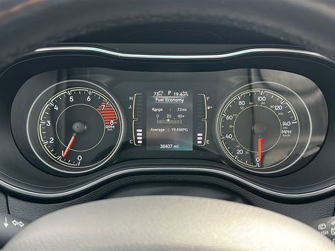 Used 2021 Jeep Cherokee Latitude Lux image 18