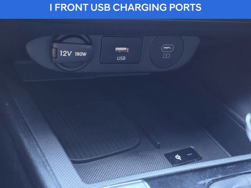 Used 2024 Hyundai Elantra Limited image 24