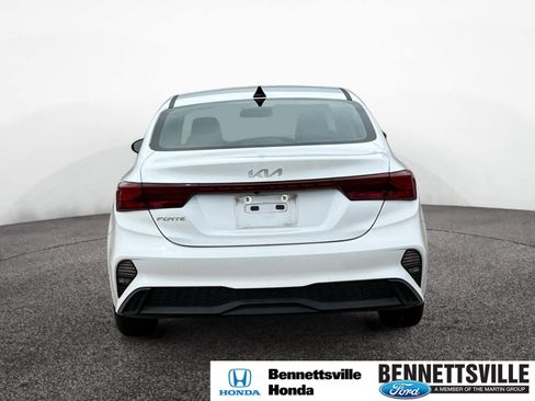 Used 2022 Kia Forte LXS image 4
