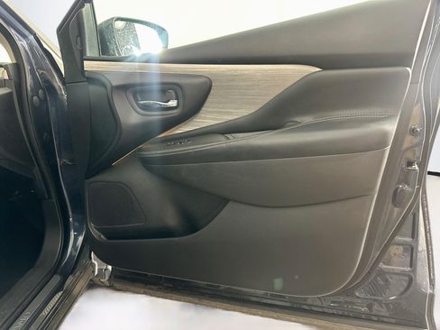 Used 2016 Nissan Murano Platinum w/ Platinum Technology Package FWD image 34