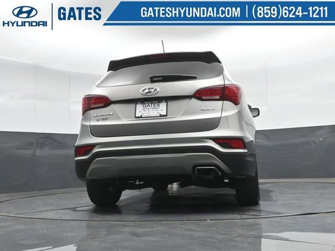 Used 2018 Hyundai Santa Fe Sport FWD image 32