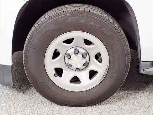 Used 2017 Chevrolet Tahoe 2WD image 24