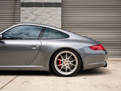 Used 2006 Porsche 911 Carrera S RWD image 17