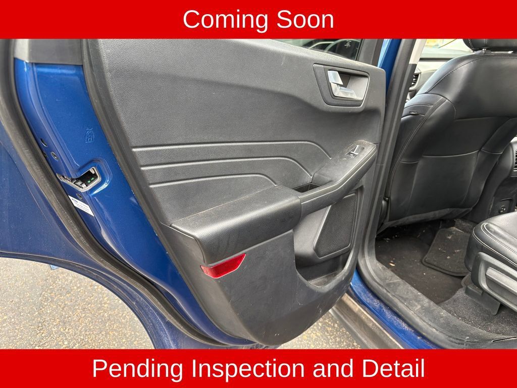 Used 2022 Ford Escape SEL AWD/4WD image 8