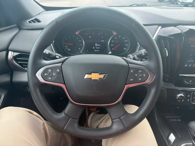 Used 2023 Chevrolet Traverse LT w/ Rear Camera Mirror Package AWD/4WD image 18