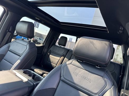 Used 2025 Ford F150 Raptor image 19