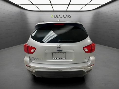 Used 2020 Nissan Pathfinder SV FWD image 4