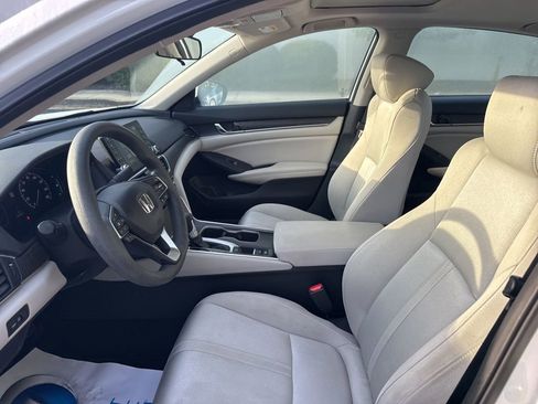 Used 2019 Honda Accord EX image 19