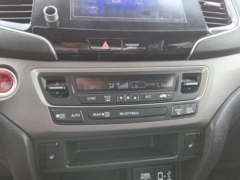 Used 2021 Honda Ridgeline RTL-E image 34