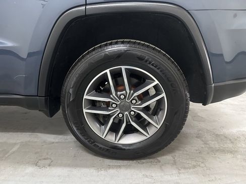 Used 2020 Jeep Grand Cherokee Limited w/ Luxury Group II image 62