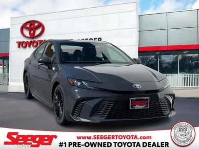 Used 2025 Toyota Camry Hybrid