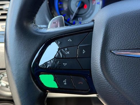 Used 2020 Chrysler 300 S RWD image 16