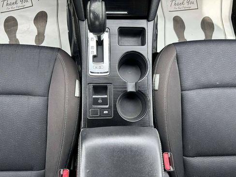 Used 2015 Subaru Legacy 2.5i Premium w/ Moonroof Package AWD/4WD image 20