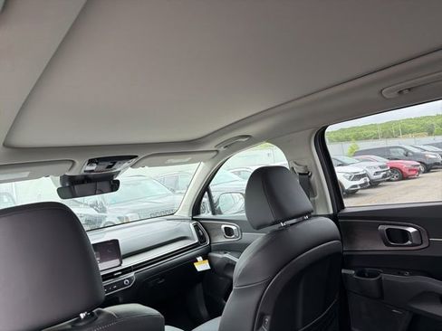 New 2026 Kia Sorento X-Line EX AWD/4WD image 9