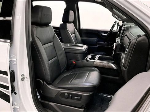 Used 2022 GMC Sierra 3500 Denali w/ Denali Ultimate Package image 7