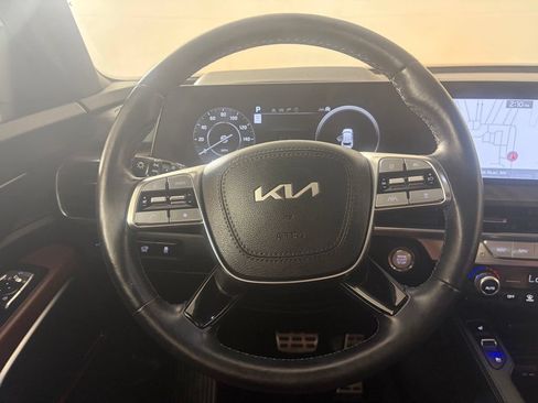 Used 2024 Kia Telluride AWD image 6