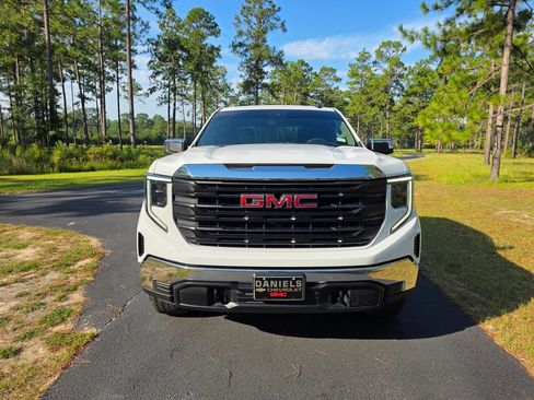Used 2026 GMC Sierra 1500 Pro w/ Pro Value Package AWD/4WD image 8