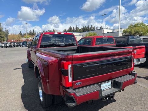 Used 2026 Ford F450 Platinum w/ FX4 Off-Road Package image 8