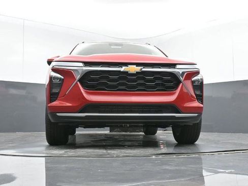 New 2026 Chevrolet Trax LT w/ Driver Confidence Package image 16