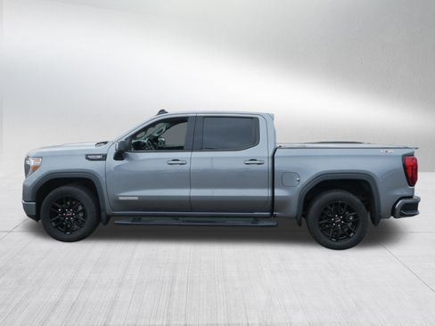 Used 2022 GMC Sierra 1500 Elevation w/ LPO, Elevation Black Package image 4