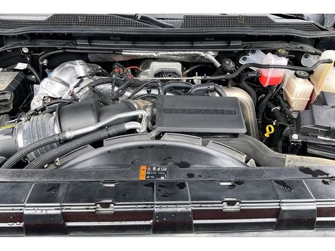 Used 2024 Chevrolet Silverado 3500 High Country w/ High Country Premium Package image 12