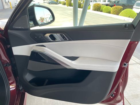 New 2026 BMW X6 xDrive40i w/ Climate Comfort Package image 17