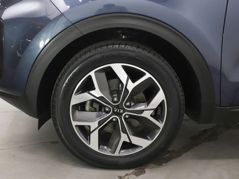 Used 2021 Kia Sportage EX w/ EX Technology Package image 29