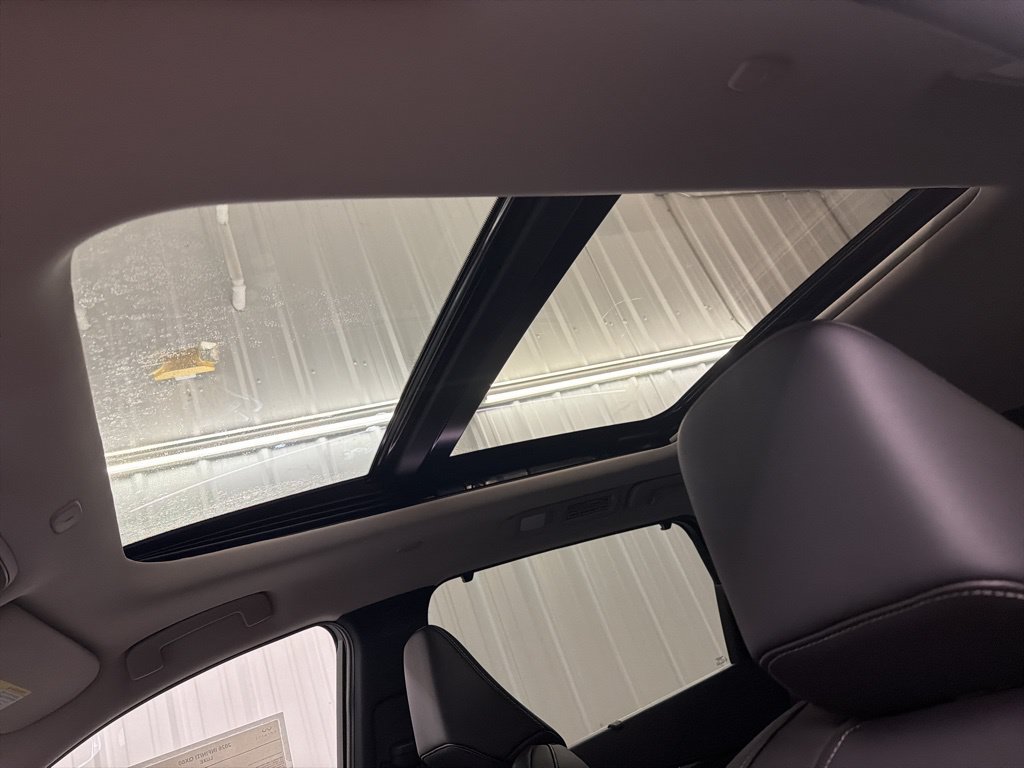 Certified 2026 INFINITI QX60 Luxe w/ Cargo Package FWD image 17