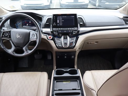 Used 2022 Honda Odyssey Elite image 14