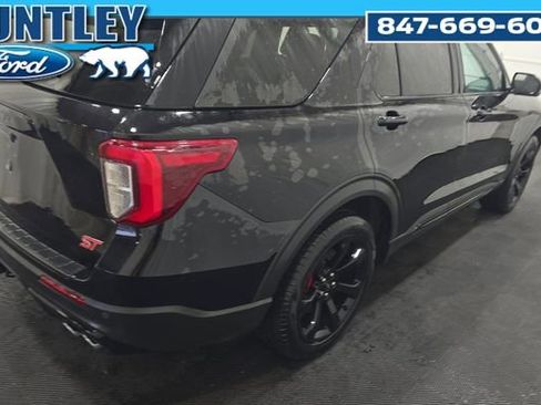 Used 2023 Ford Explorer ST w/ Technology Package image 4