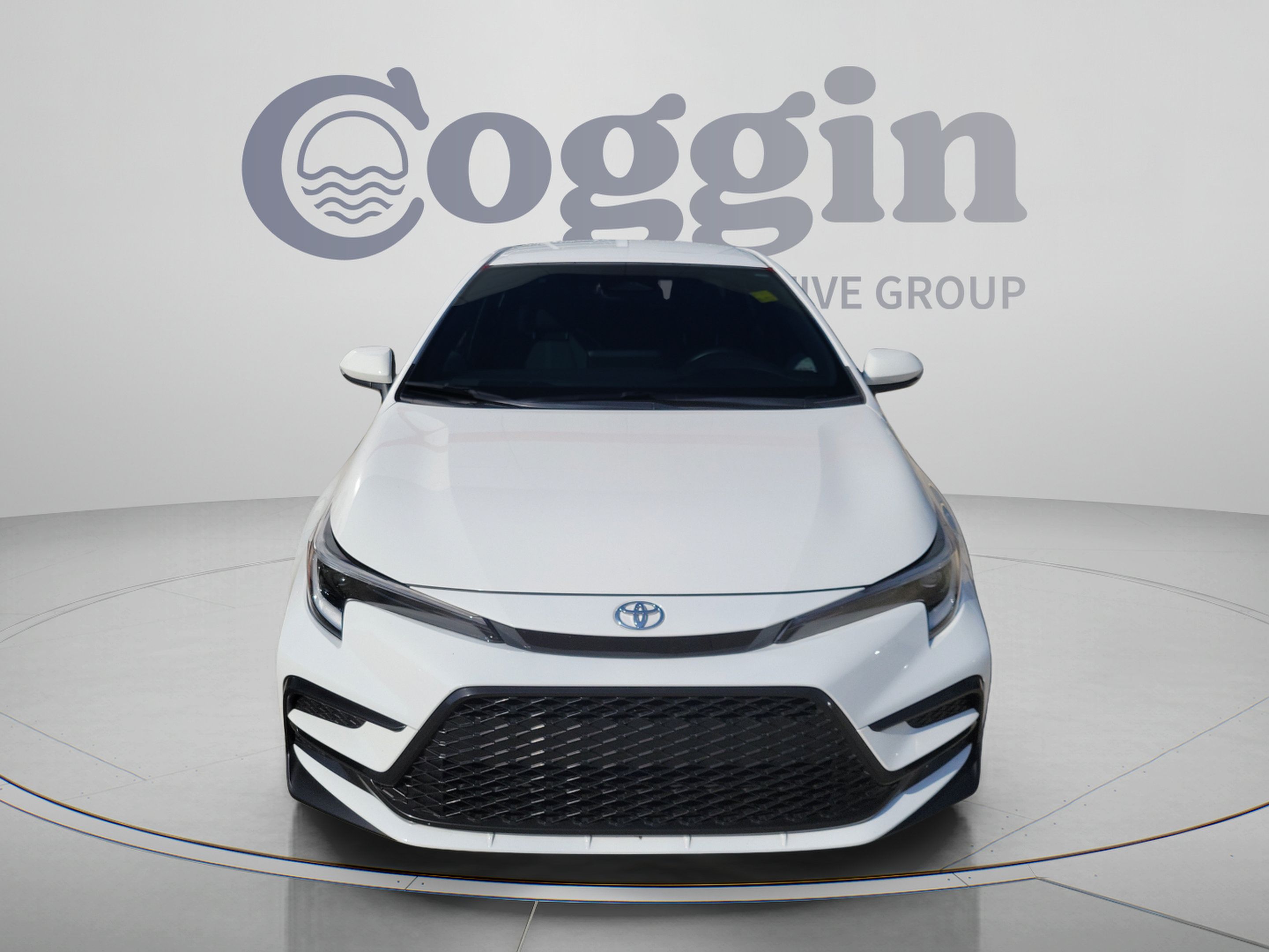 Certified 2025 Toyota Corolla SE FWD image 5