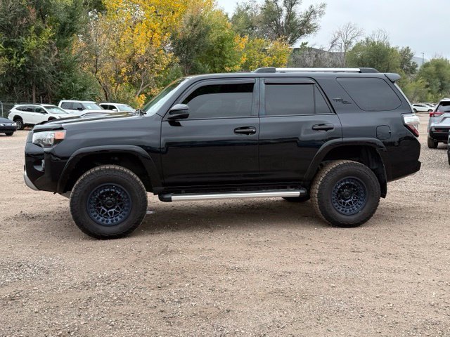 Used 2017 Toyota 4Runner TRD Off-Road AWD/4WD image 2