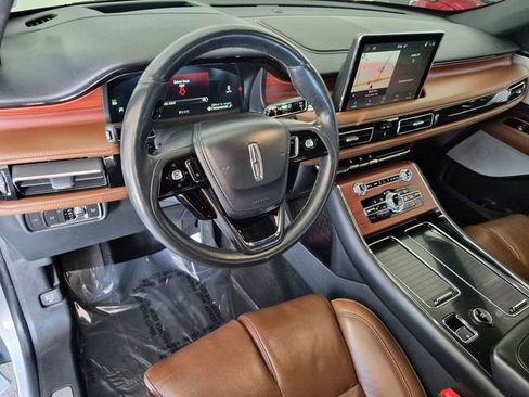 Used 2022 Lincoln Aviator Reserve w/ Equipment Group 201A RWD image 10