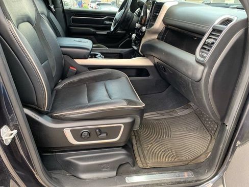 Used 2019 RAM 1500 Laramie AWD/4WD image 22