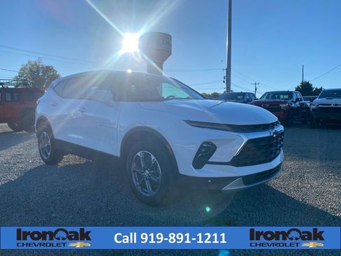 New 2025 Chevrolet Blazer LT w/ Driver Confidence Package FWD image 1