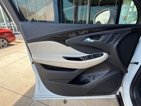 Used 2020 Buick Envision Essence w/ Experience Buick Package FWD image 12