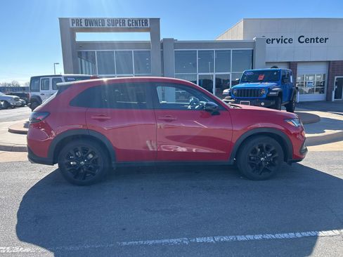 Used 2024 Honda HR-V Sport image 4