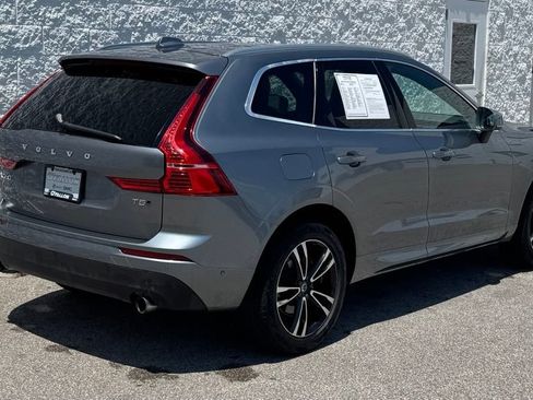 Used 2019 Volvo XC60 T5 Momentum w/ Premium Package AWD/4WD image 3