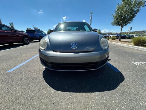 Used 2014 Volkswagen Beetle 2.5 FWD image 3