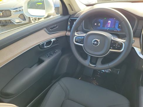 Certified 2025 Volvo XC90 B5 Plus image 20