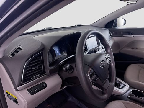 Used 2018 Hyundai Elantra SEL image 22