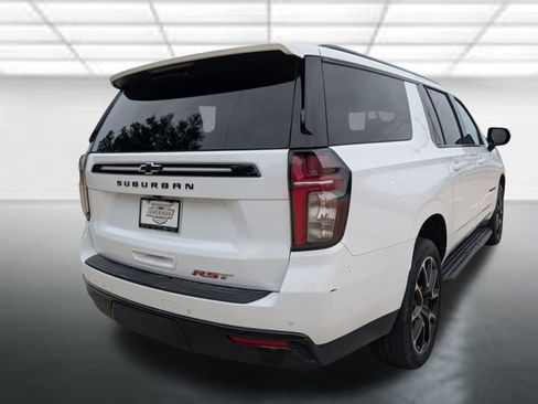 Used 2024 Chevrolet Suburban RST RWD image 31