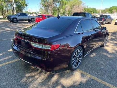 Used 2018 Lincoln Continental Select w/ Continental Climate Package AWD/4WD image 8