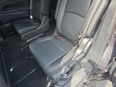 Used 2026 Honda Odyssey EX-L image 16